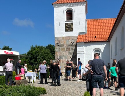 Ulstrup og Gundersted kirker