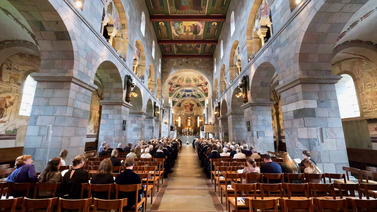 20230813_ordination_fotoHenrikHelmsViborgStift - 12.jpeg