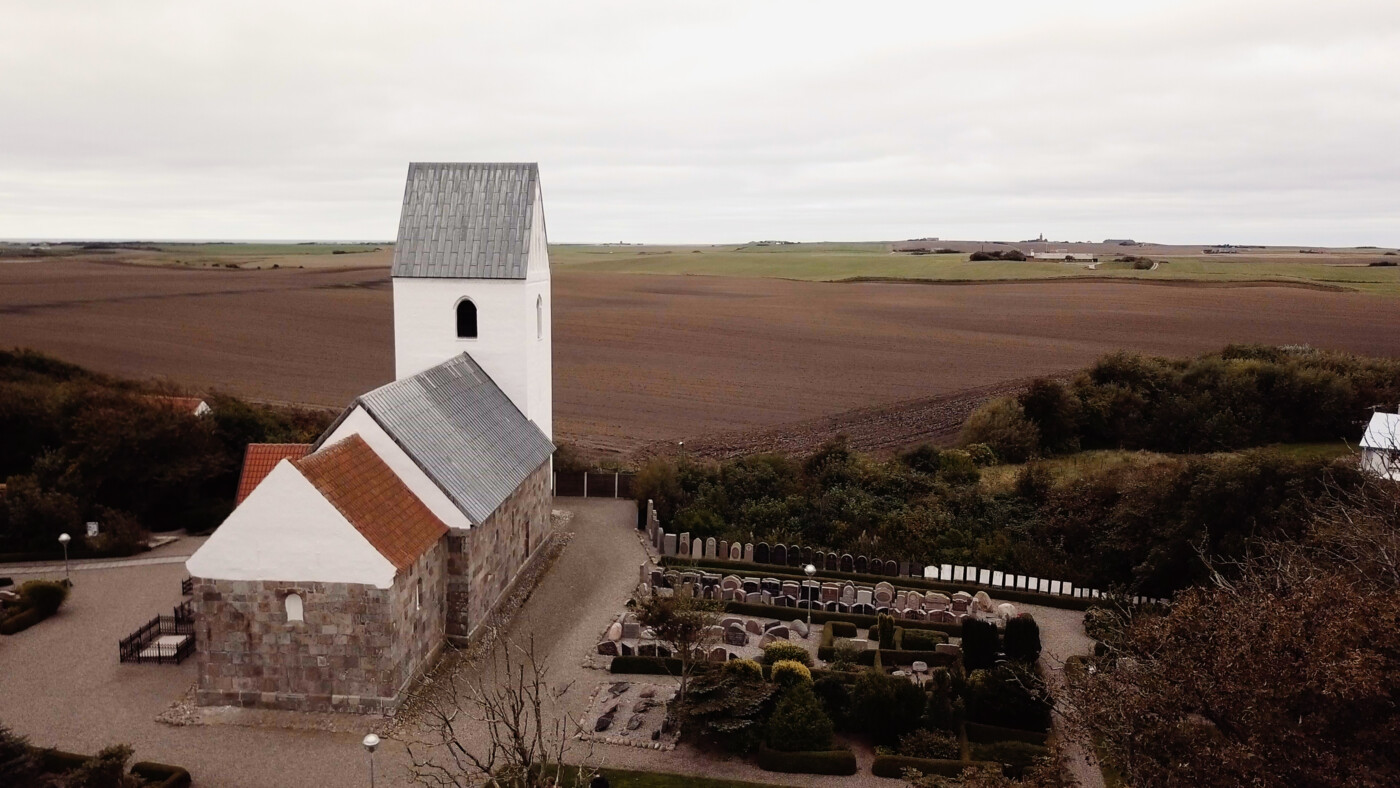 Dybe kirke (exteriør)