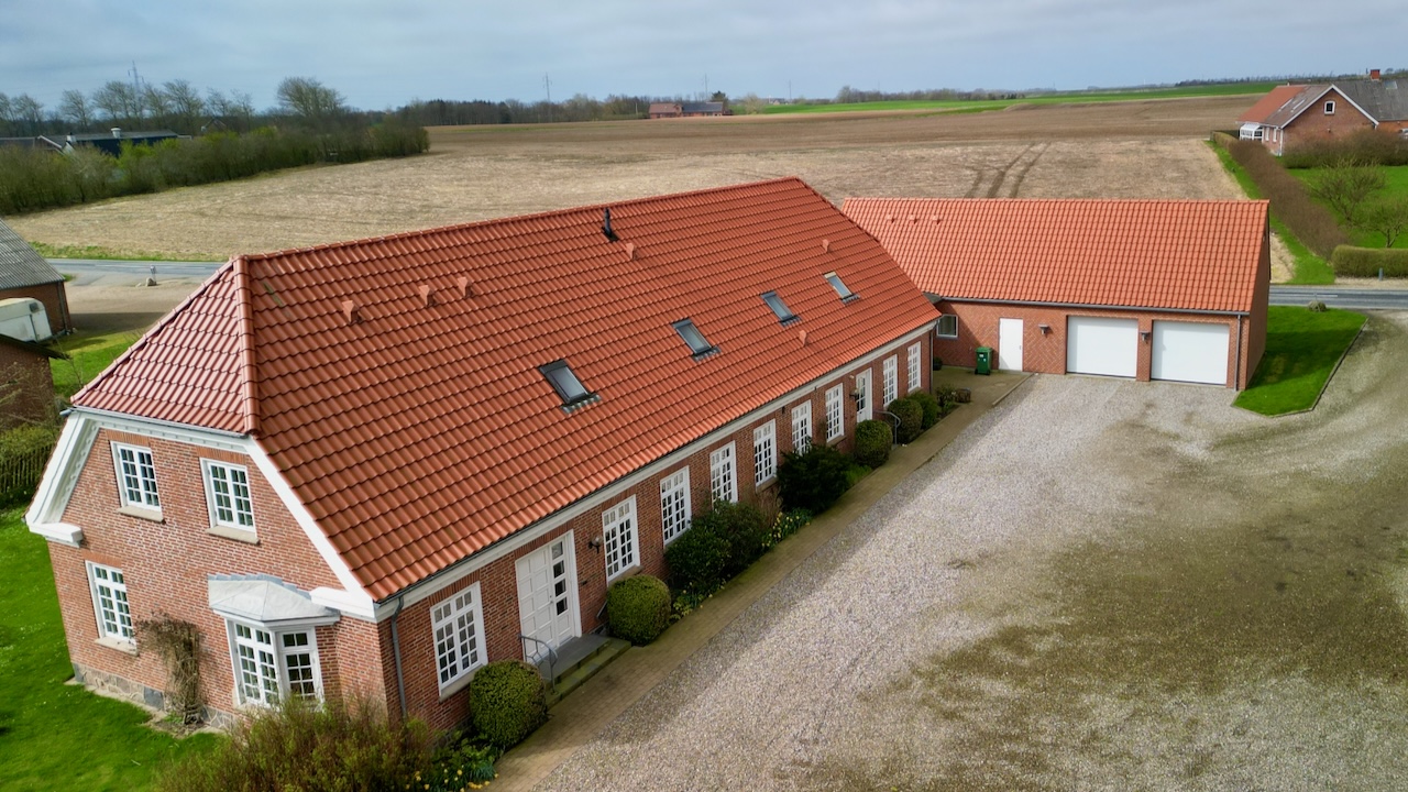 20240411 Gudum præstegård_fotoHenrikHelmsViborgStift - 1.jpeg