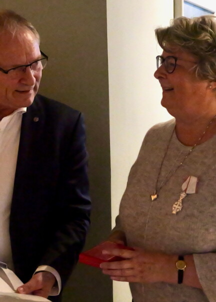Birigtte Krøyer med ridderkorset
