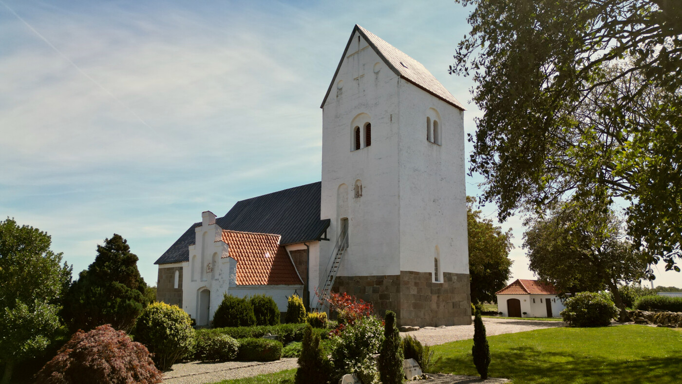 20260812_Åsted kirke_viborgstift_foto Henrik Helms - 1.jpeg