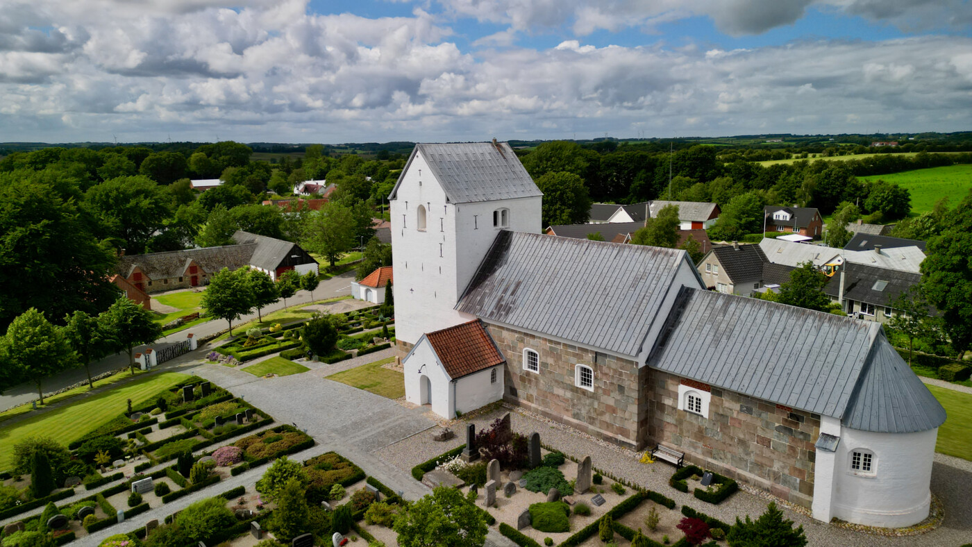 20250620_Vesterbølle_fotoHenrikHelmsViborgStift - 2.jpeg