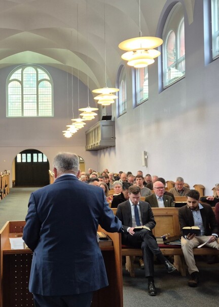 Elof Westergaard byder velkommen til konference