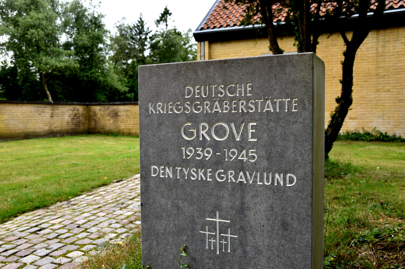 20200813 Grove Flygtningekirkegård (2)